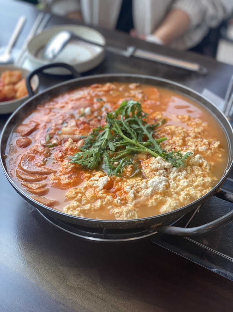  강릉 강문동맛집 맛마루부대찌개 해장 메뉴 추천