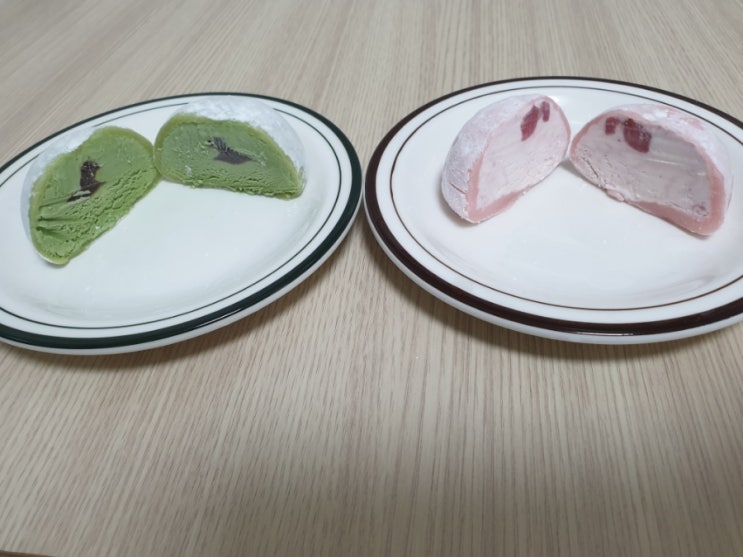 배스킨라빈스 아이스 모찌(스트로베리, 그린티) 솔직후기 배스킨라빈스 아이스 모찌(스트로베리, 그린티) 솔직후기