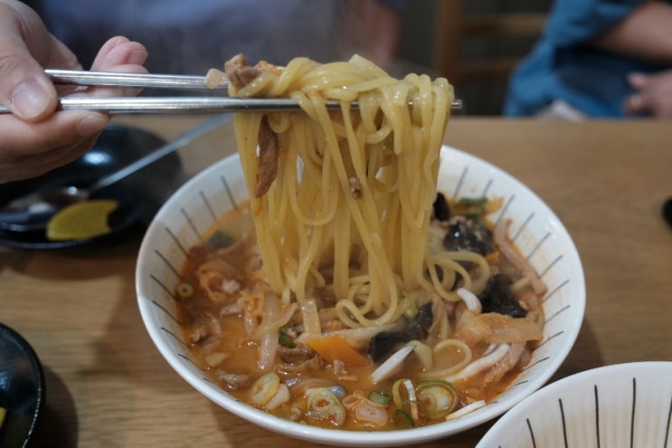  쌍령동의 경기광주 맛집이라는 찐명품짜장박사에서 짬뽕과 간짜장을 먹고 감동한 후기