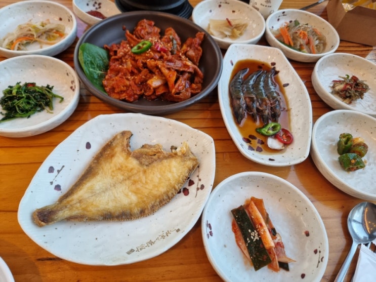 김포아트빌리지맛집 매화쌈밥! 운양동 쌈밥맛집에서 즐기는 우렁쌈밥 무한리필 김포아트빌리지맛집 매화쌈밥! 운양동 쌈밥맛집에서 즐기는 우렁쌈밥 무한리필