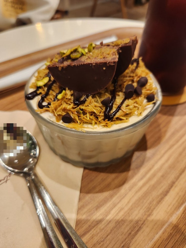  [서울대입구] 두바이 초콜릿 푸딩 맛집 멜로우스트리트