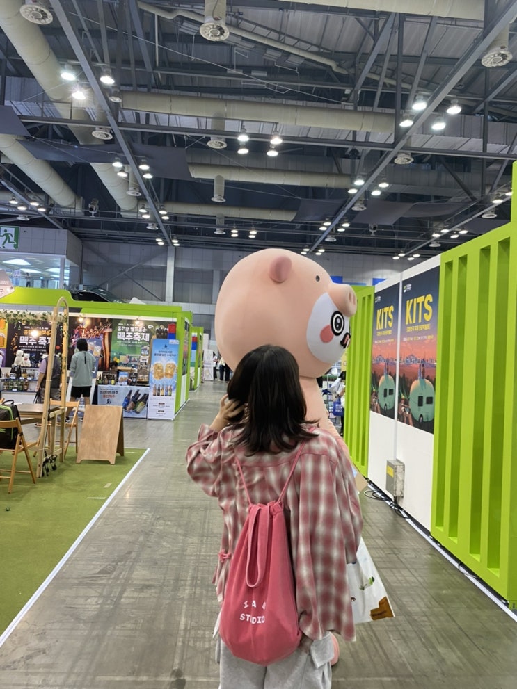 후기ㅣ개막식, <b>키스오브라이프</b>, 부스 체험 및 <b>투어</b> [라이트업... 
