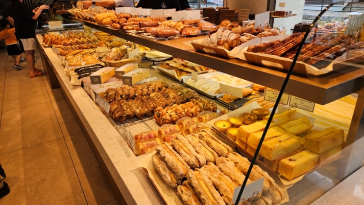 수원빵맛집 빵지순례 화이트롤 온라인주문 하얀풍차 곡반점