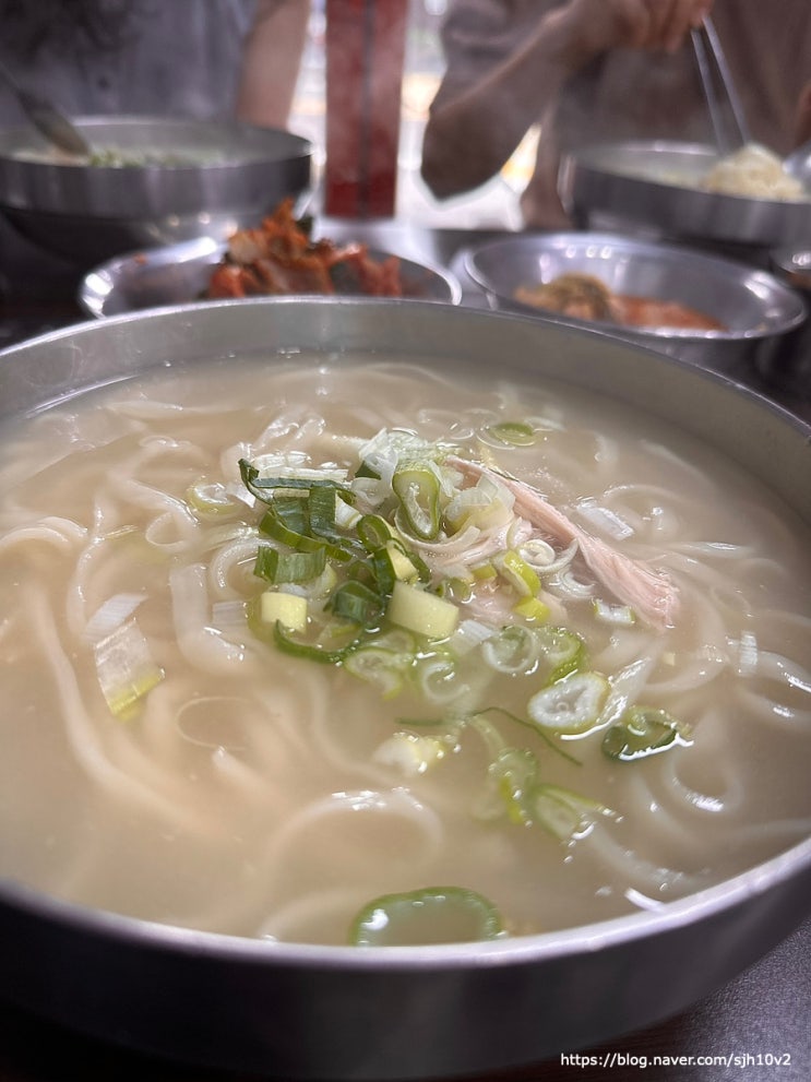  내돈내산 공덕 한식 찐 맛집 점심비오는날 닭칼국수 마포닭한마리 공덕본점