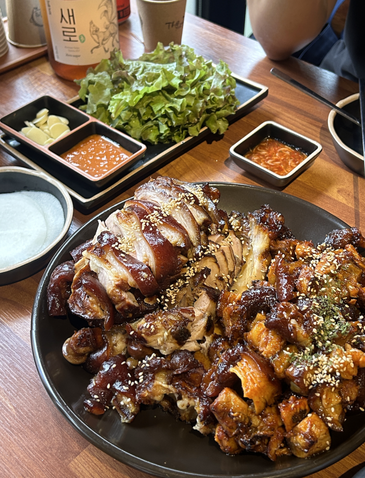 [강남족발 교대족발 맛집 - 더맛있는족발보쌈 교대점] 진리의 반반족발 서초교대족발보쌈맛집 막국수 순두부찌개