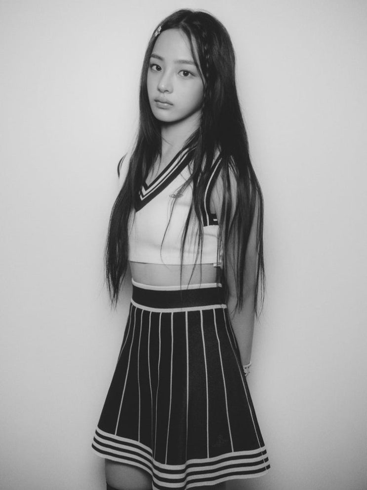 <b>뉴진스</b> <b>데뷔 2주년</b> 하루 전