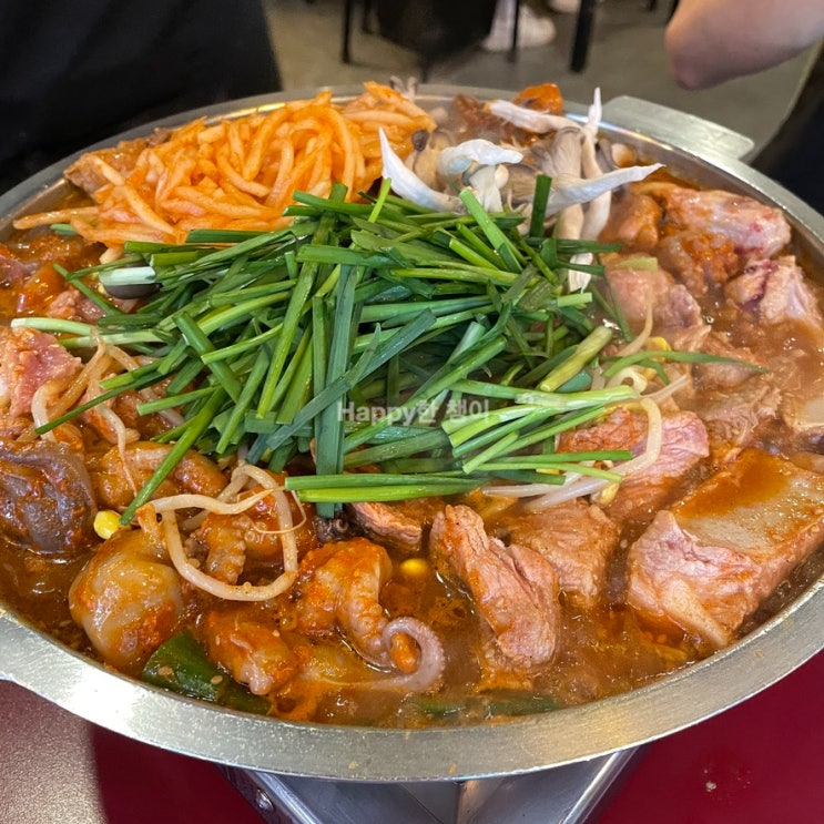  서울 강남 『팔백집 강남점』 / 쫄여야 맛있는 돼지 쫄갈비