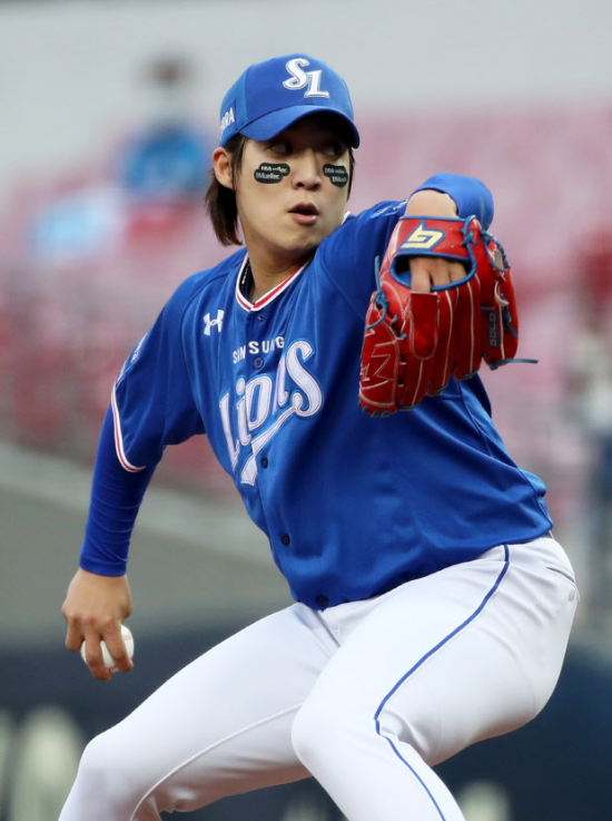 <b>삼성</b>라이온즈 TOP 5 야구 선수 <b>삼성</b> 잘생긴 야구선수 <b>구자욱</b>... 