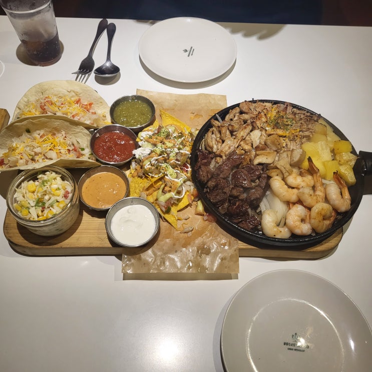 범계맛집 파하타 커플세트 뽁식당 범계점 리뷰 범계맛집 파하타 커플세트 뽁식당 범계점 리뷰