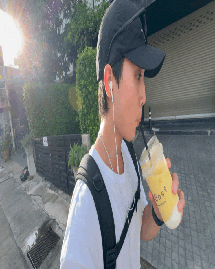  치앙마이 또간집 스무디 맛집 Joost Smoothies 망고요거트 추천!