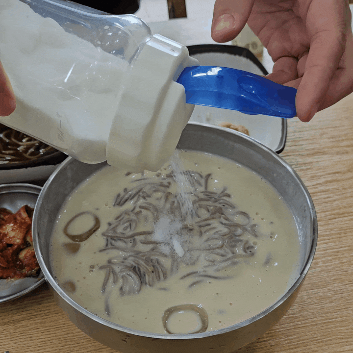  광주 수완 산수옥모밀집 솔직후기 // 콩물국수시작