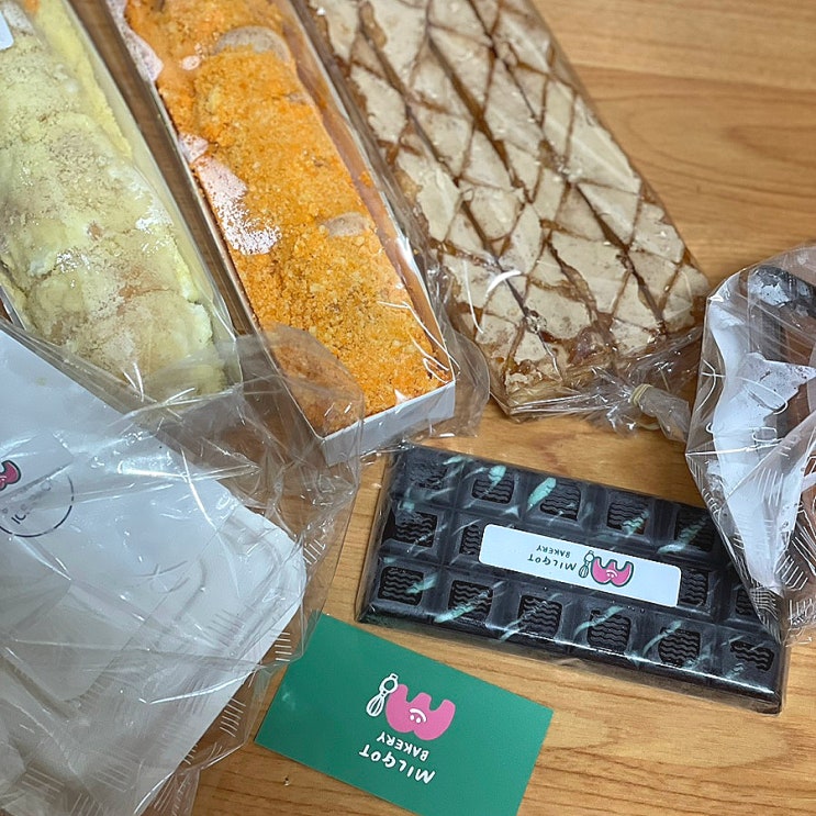  부산 깡통시장 빵집 밀곳:버무리 맛집 부산여행선물 성공