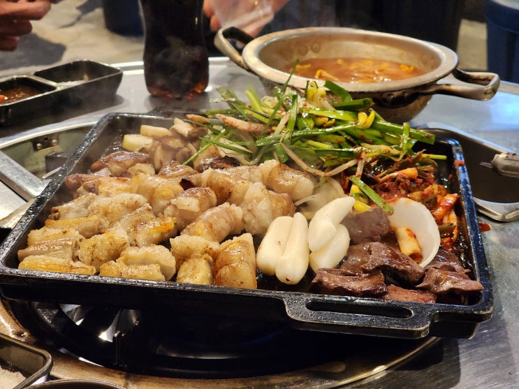  장한평역 맛집 ::대한곱창 장안점:: 신선한 소곱창은 여기