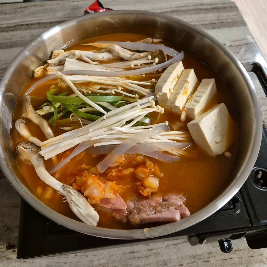 땅스부대찌개 인천서구청점 사진 5