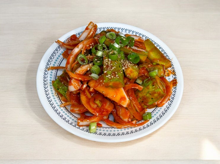  류수영의 오이무침 레시피 만들기