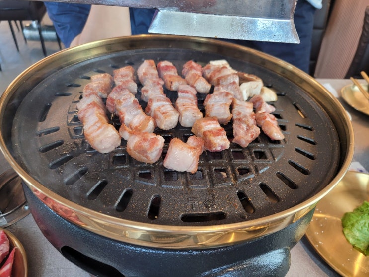 화성 동탄 우주 동탄본점(동탄 삼겹살) 화성 동탄 우주 동탄본점(동탄 삼겹살)