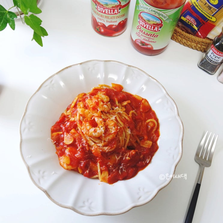  디벨라 토마토퓨레 파스타 만들기 훌륭해
