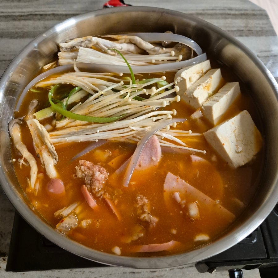 땅스부대찌개 인천서구청점 사진 6