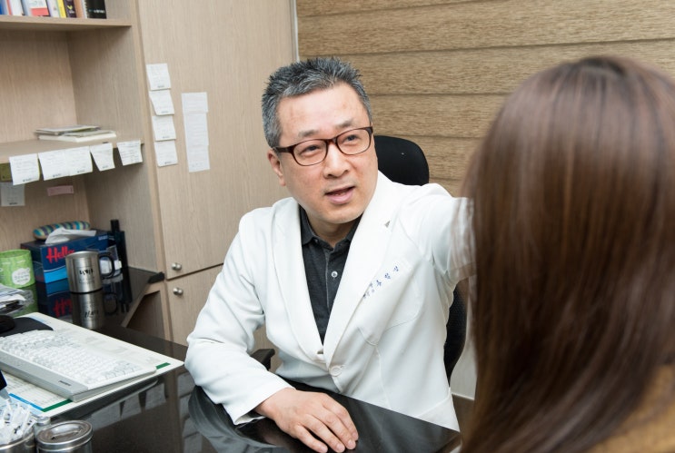  사당역여성탈모치료, 안전하고 자연스럽게 모발 재성장을 원한다면 영등포구청인근피부과에서