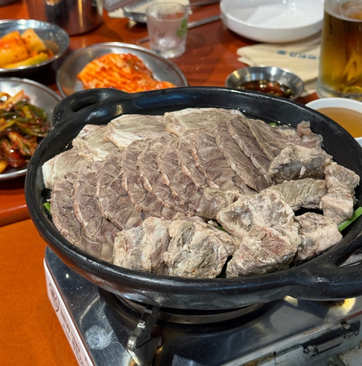  서울 신사 달래해장 본점 : 가로수길 해장국 맛집, 신사역 수육