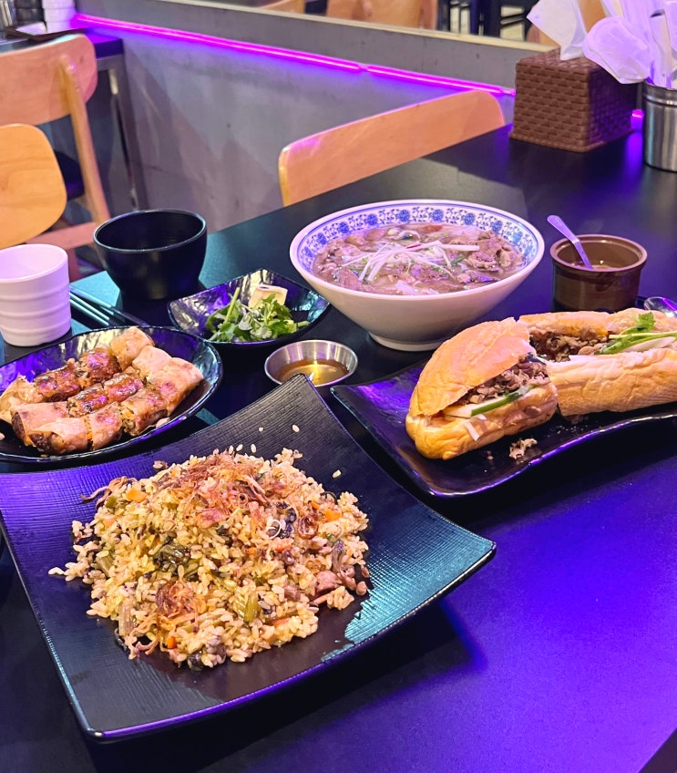  수원 인계동 쌀국수 맛집 : 현지인 쉐프가 운영하는 플라이업 FLY UP