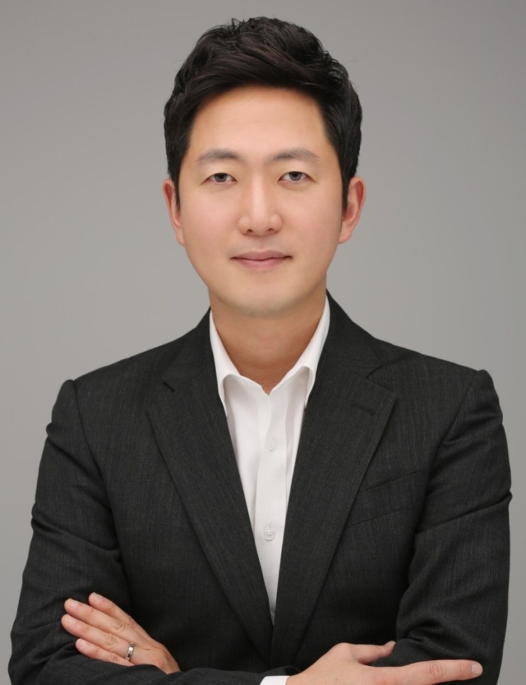 <b>하이브</b> 새 최고경영자(CEO)에 내정된 <b>이재상</b> CSO의 정체 .jpg