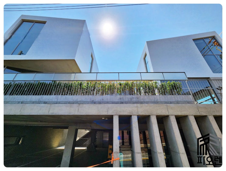  강남건물임대 - 남부터미널역 역세권사옥, 주차 7대+@, 예쁜외관, 채광좋음, 조용한 환경.