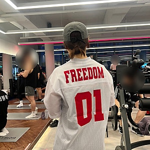 무신사 프리덤 럭비티 내돈내산 솔직후기(오버핏&크롭티 비교착샷)