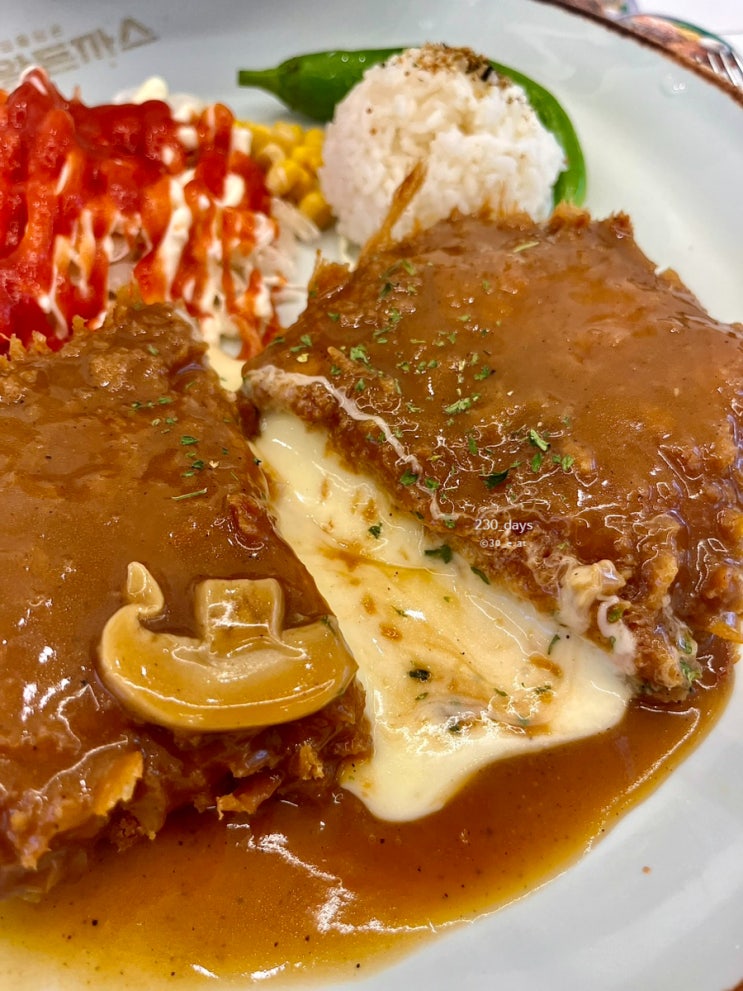  청라동 맛집 진심왕돈까스, 멸치칼국수 치즈폭포 돈까스