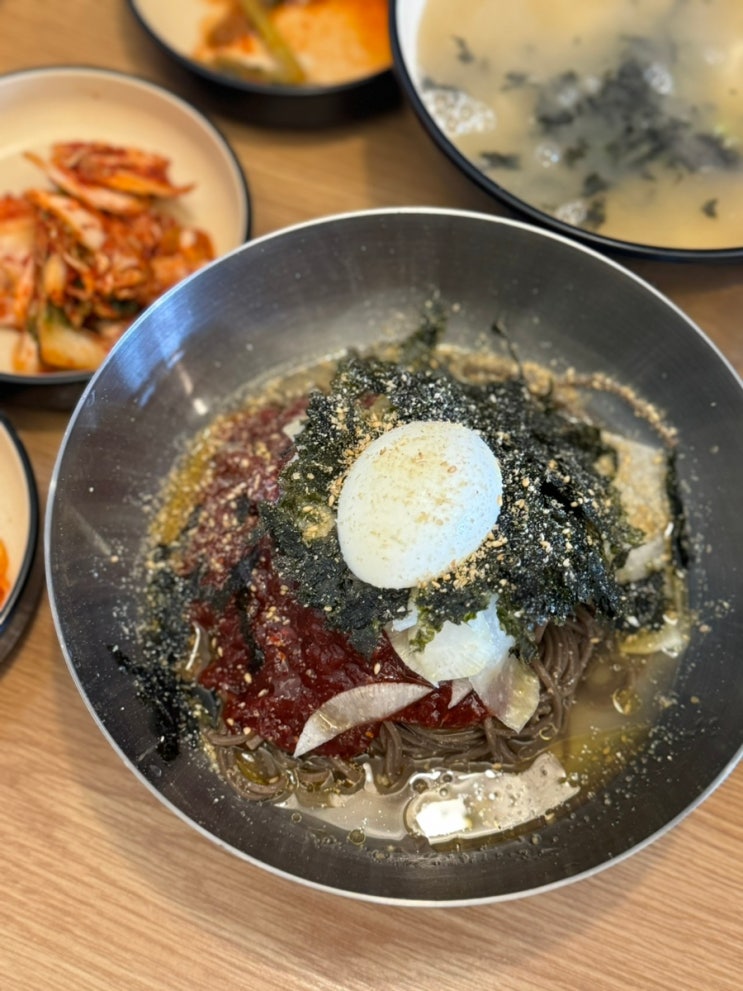 홍대 한식 맛집 옹시미 칼국수 막국수 점심 추천 홍대 한식 맛집 옹시미 칼국수 막국수 점심 추천