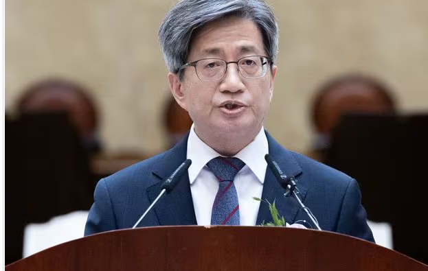 검찰, <b>김명수</b> 前<b>대법원장</b>... 거부직권남용·<b>거짓</b> 답변 혐의... 
