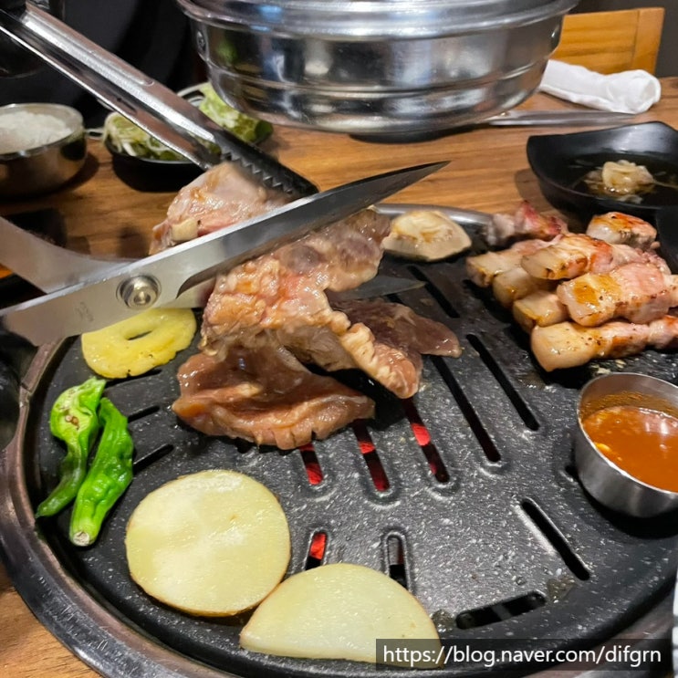  부산대 맛집 제주생고기 전문점 미식가에서 오겹살 먹고 왔어요
