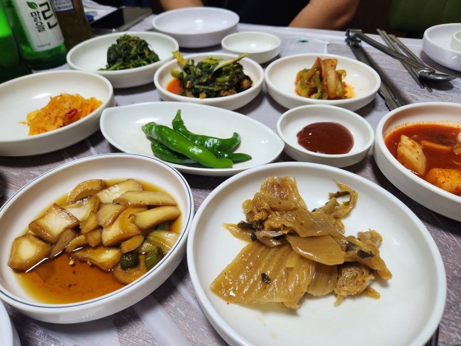 진흥옻닭 사진 3