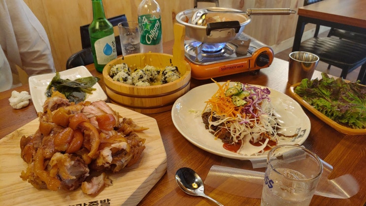 맛있어서 재방문한 명덕총각족발 성서계대직영점 달서구맛집 인정 입니다 맛있어서 재방문한 명덕총각족발 성서계대직영점 달서구맛집 인정 입니다