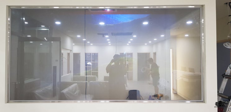  광고 및 홍보 효과에도 좋은 PDLC 스마트 글라스 시공