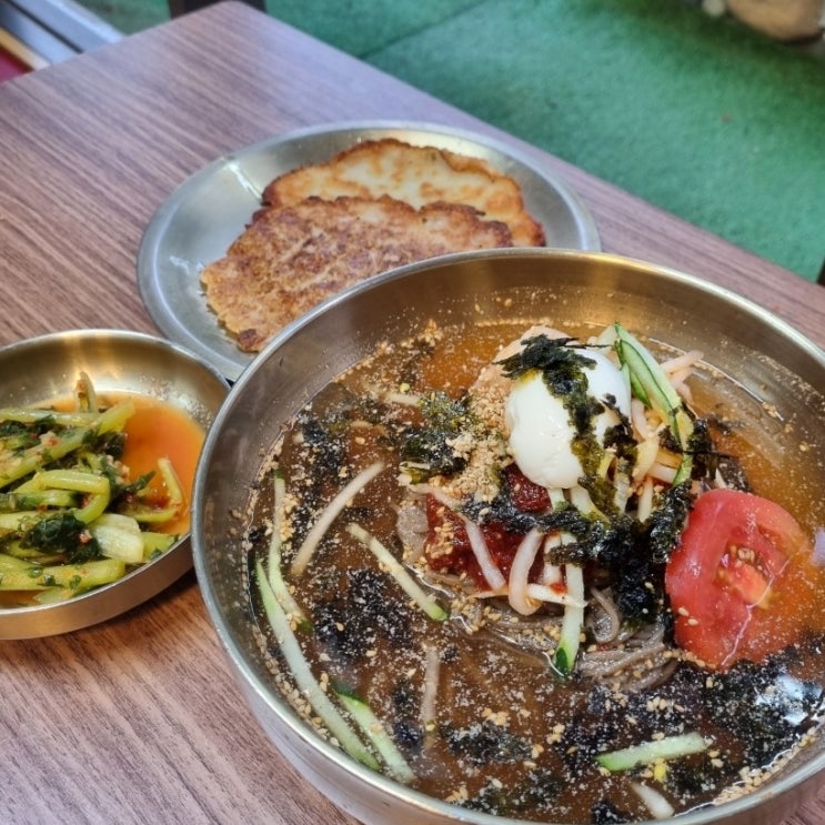  부천 한식 맛집 봉평메밀막국수 계곡 놀러온 기분