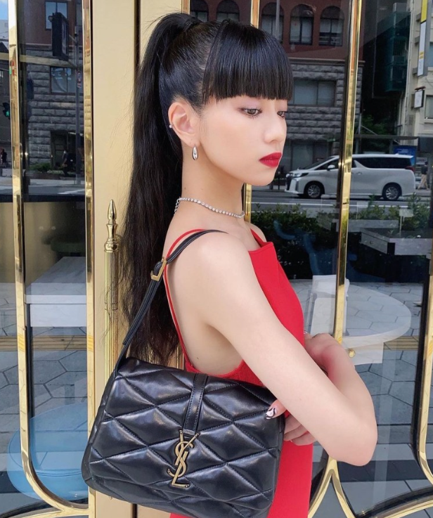 꾸준한 인기 매력템 생로랑 모노그램 퀼팅 LE57 숄더백