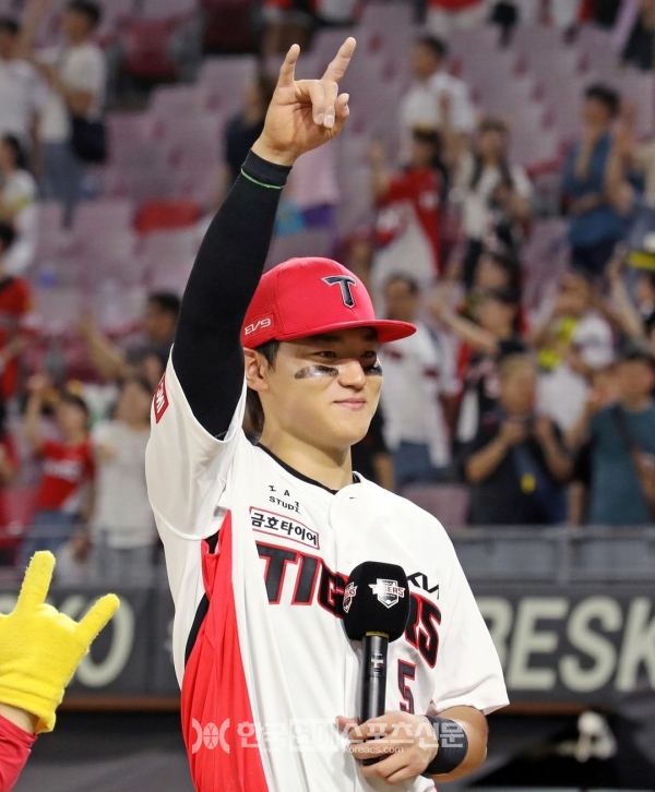 히트 대기록 달성한 기아의 슈퍼스타 <b>김도영</b>, MVP 자리도 노린다