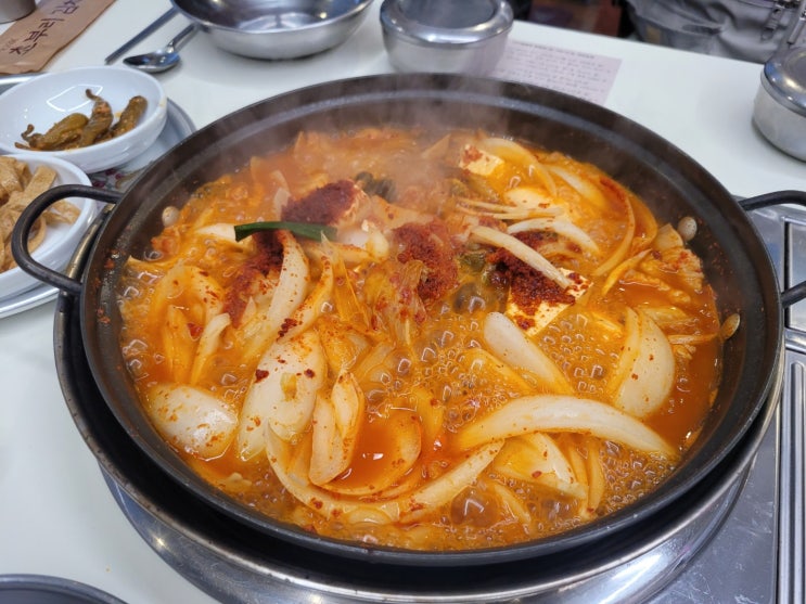 안산 사동 초부리김치찌개 안산점(김치찌개 맛집) 안산 사동 초부리김치찌개 안산점(김치찌개 맛집)