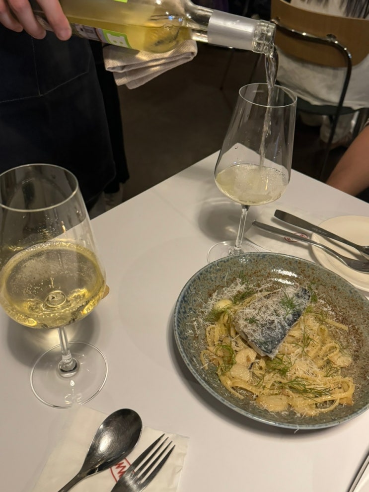  [서울/용산] 한남동 와인바 ‘와서울’ 데이트 코스 추천