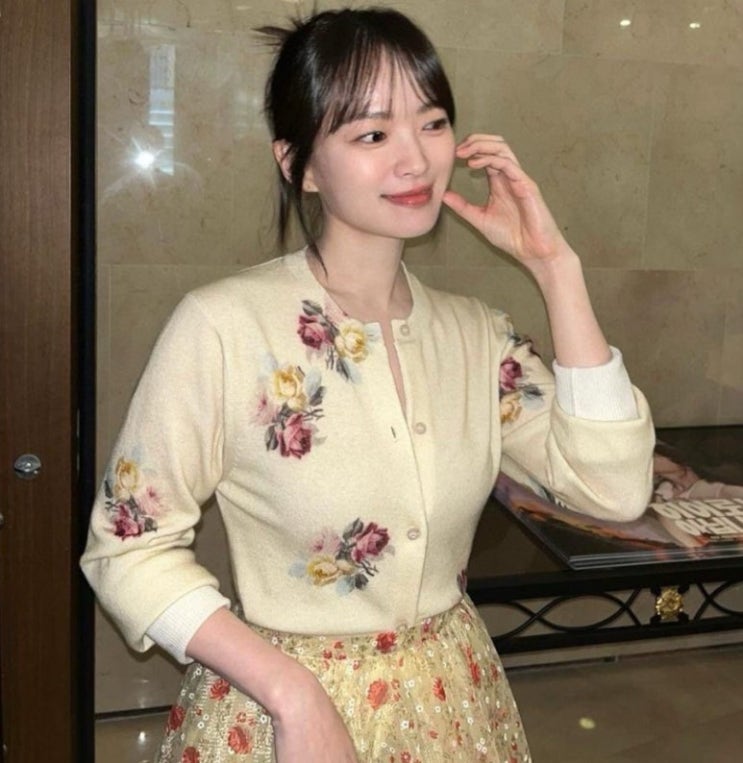  프라다 천우희 가디건