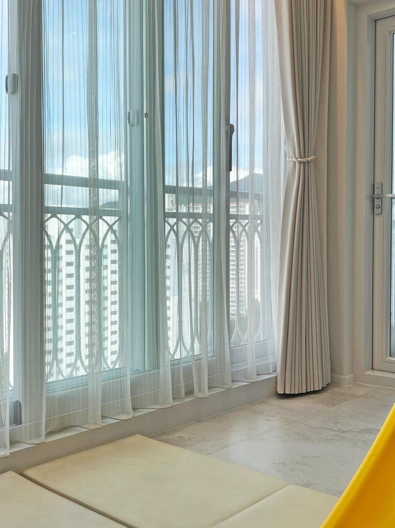 부산커튼추천 거실커튼 인테리어 효과와 기능성 모두 대만족이에요! : 네이버 블로그, image size:800x1067