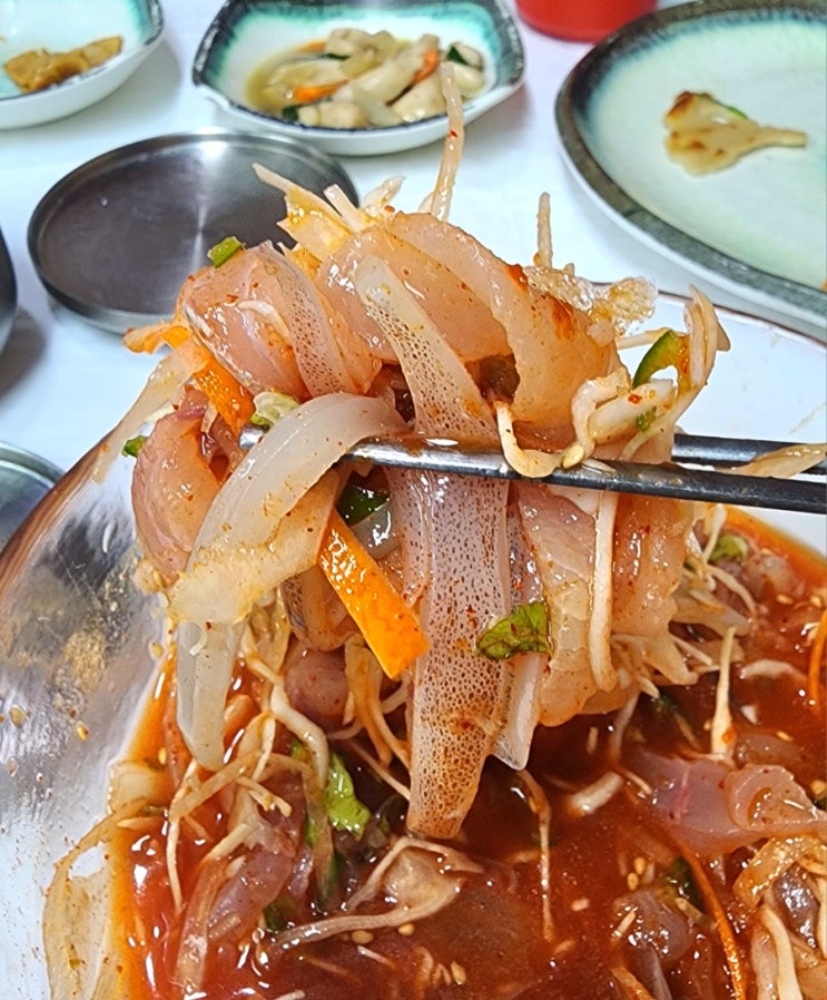  삼척 덕산횟집 - 엄청 깔끔하고 깨끗한 맛의 덕산해수욕장 근처 물회맛집