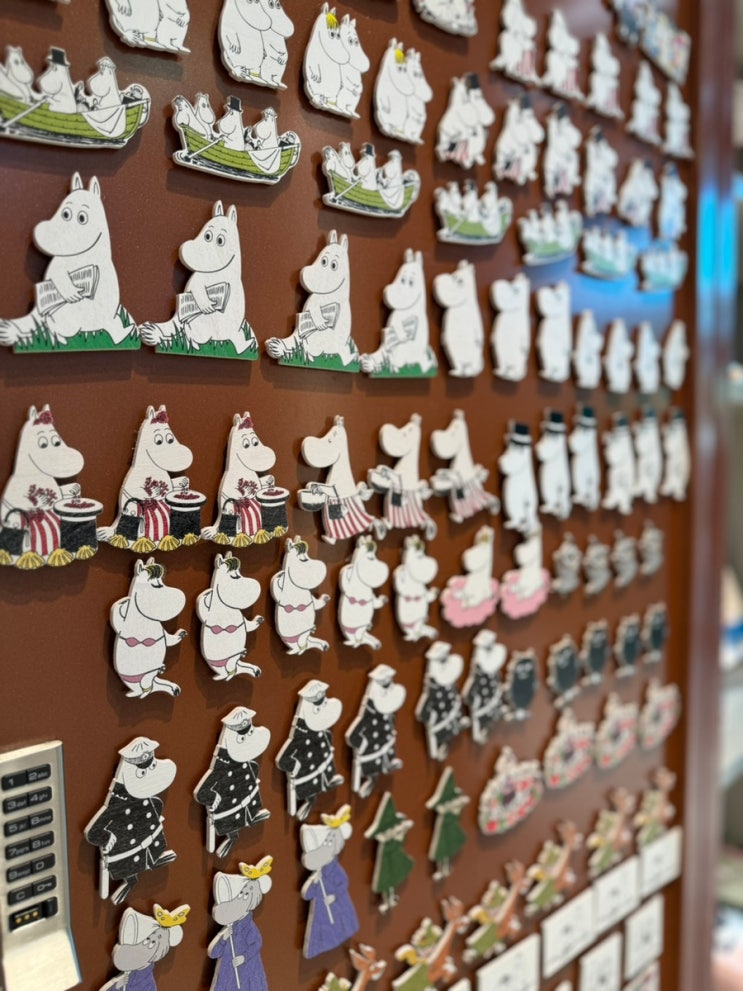 핀란드 헬싱키 반타공항 무민샵 쇼핑 Moomin 핀란드 헬싱키 반타공항 무민샵 쇼핑 Moomin