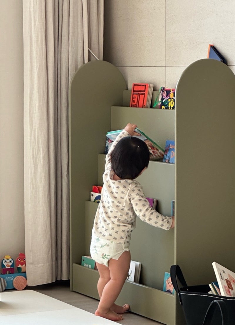 Bacci Round Stand Shelf olive/ 바치 전면 책장 후기