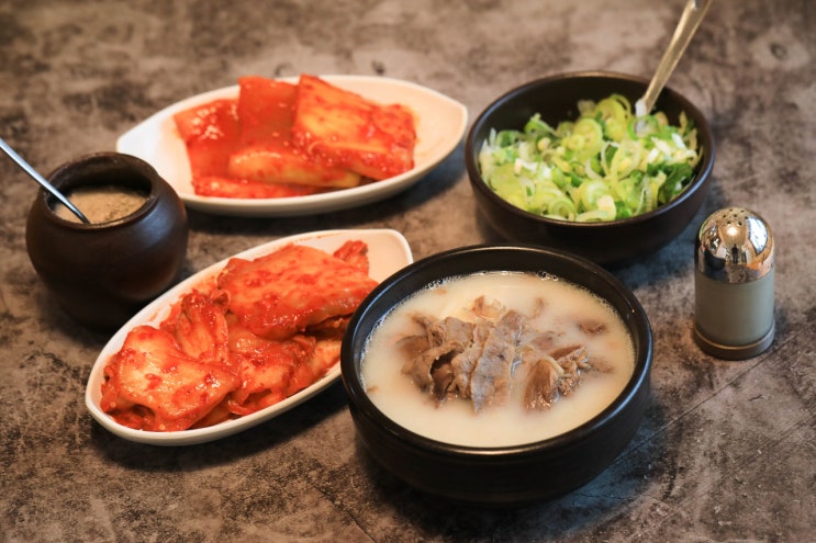  고바우설렁탕 - 2TV 생생정보 :  아침부터 웨이팅 하는 이유