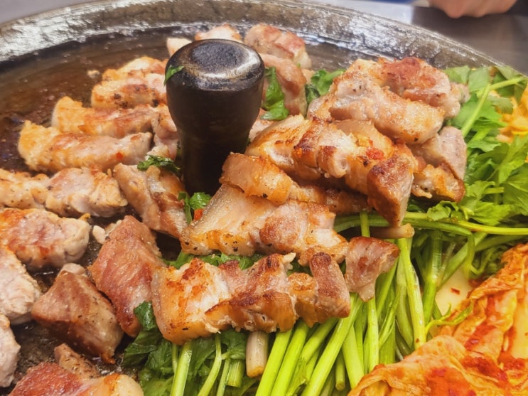  [목구멍 구리점] 미나리랑 먹으면 더 맛있는 구리역고기집