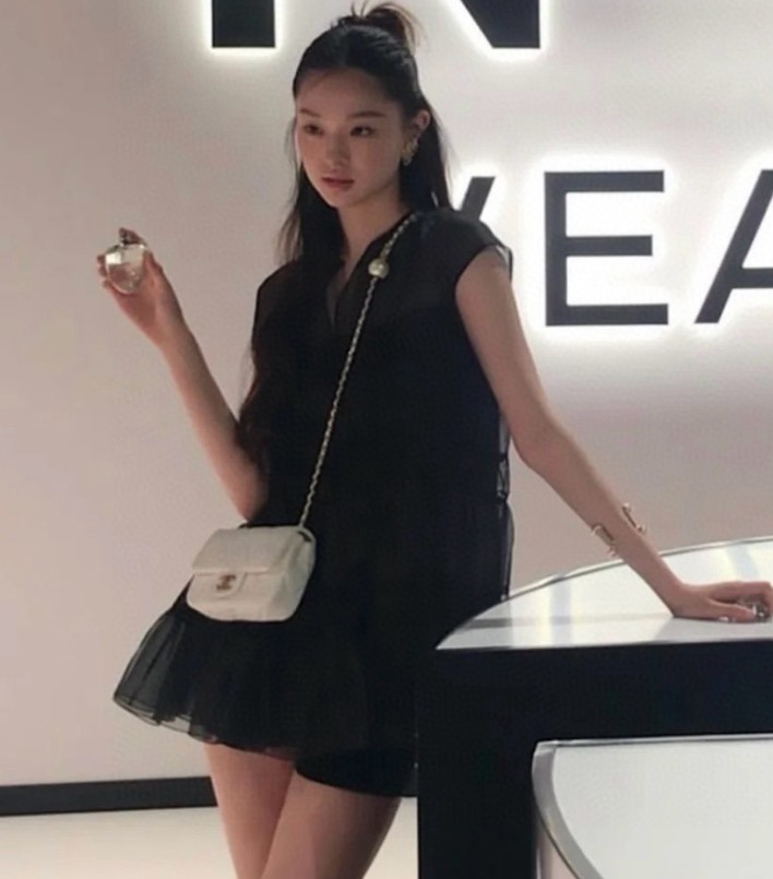  샤넬 실크 오간자 & 믹스드파이버 실크 원피스
