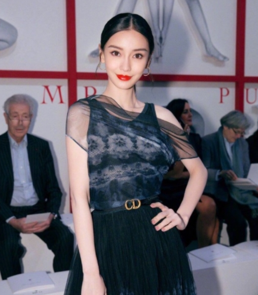  누구나 하나쯤은 소장해야할 디올 / 로에베 / 셀린느 / 샤넬 / 구찌 / 에르메스 / 여자 명품 인기벨트 브랜드 모음