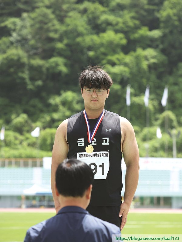 한국 U18육상대회...'대회신'③... <b>포환던지기</b>  <b>박시훈</b>(금오고)